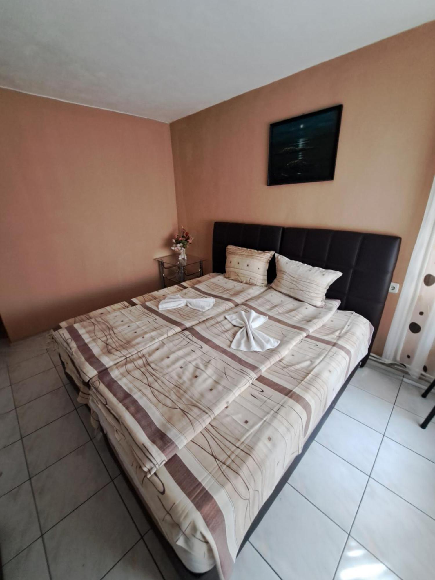 Къща За Гости "Чекичев" Svilengrad Extérieur photo