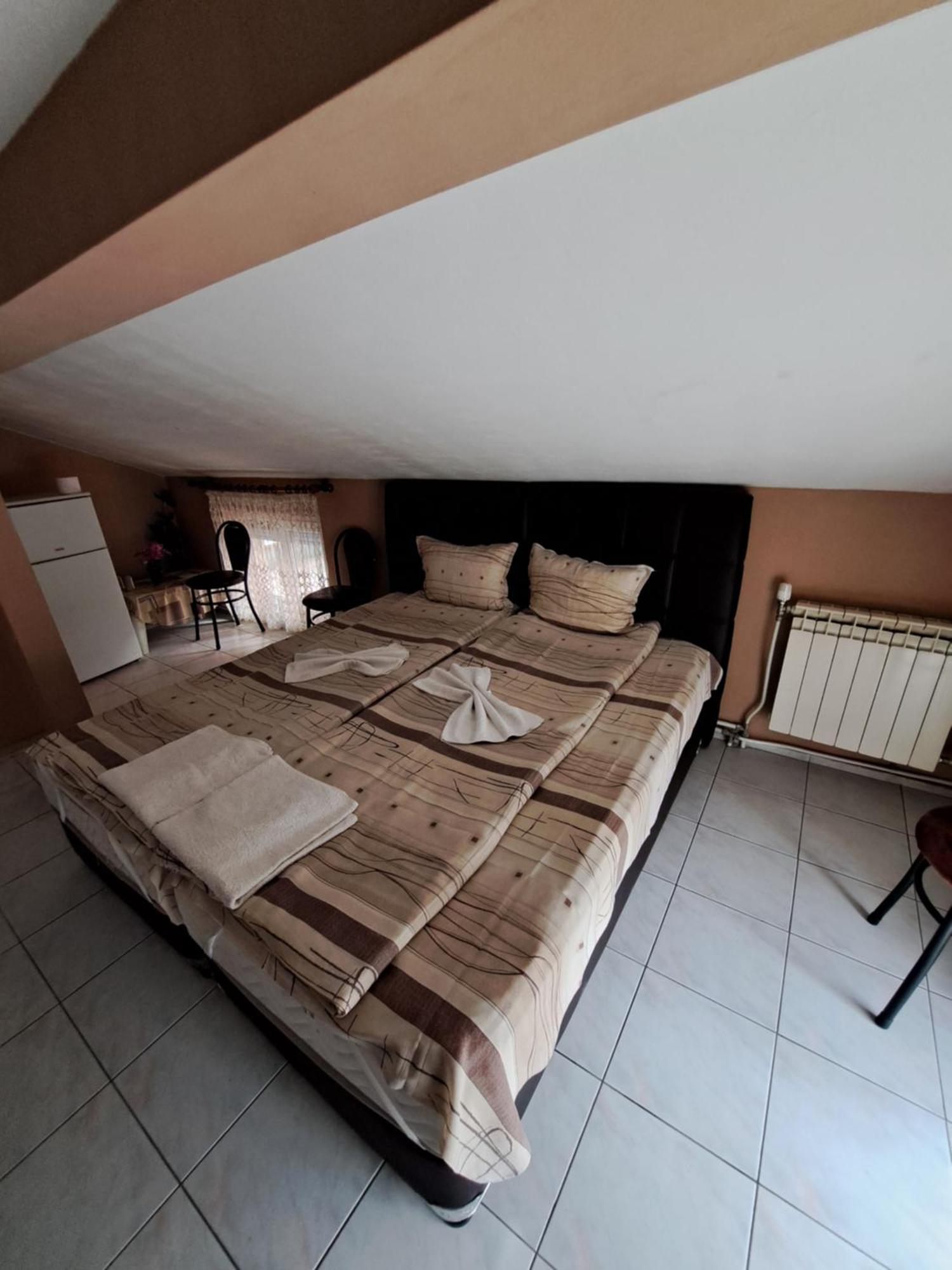 Къща За Гости "Чекичев" Svilengrad Extérieur photo